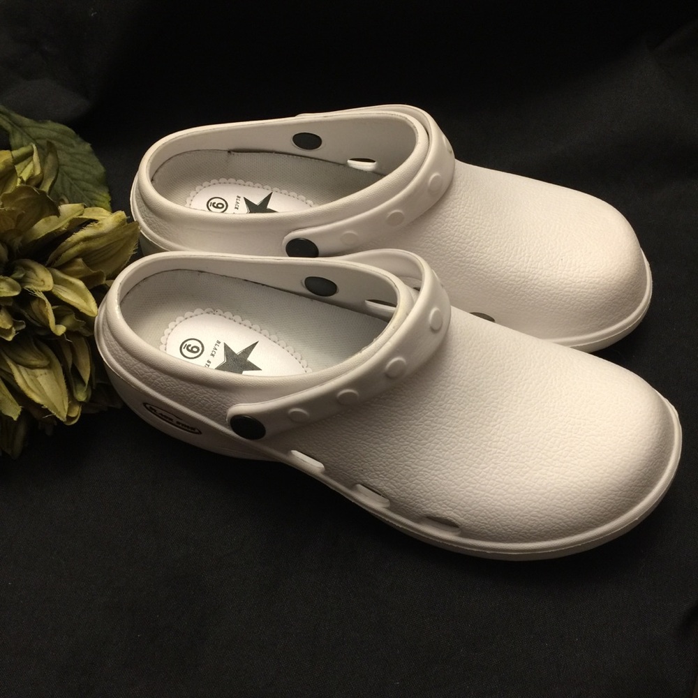 Black Star-White Clogs,‎ Size: 9